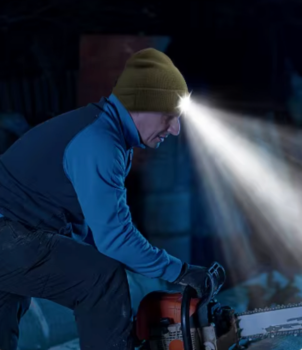 Cozy Bluetooth Beanie with Light